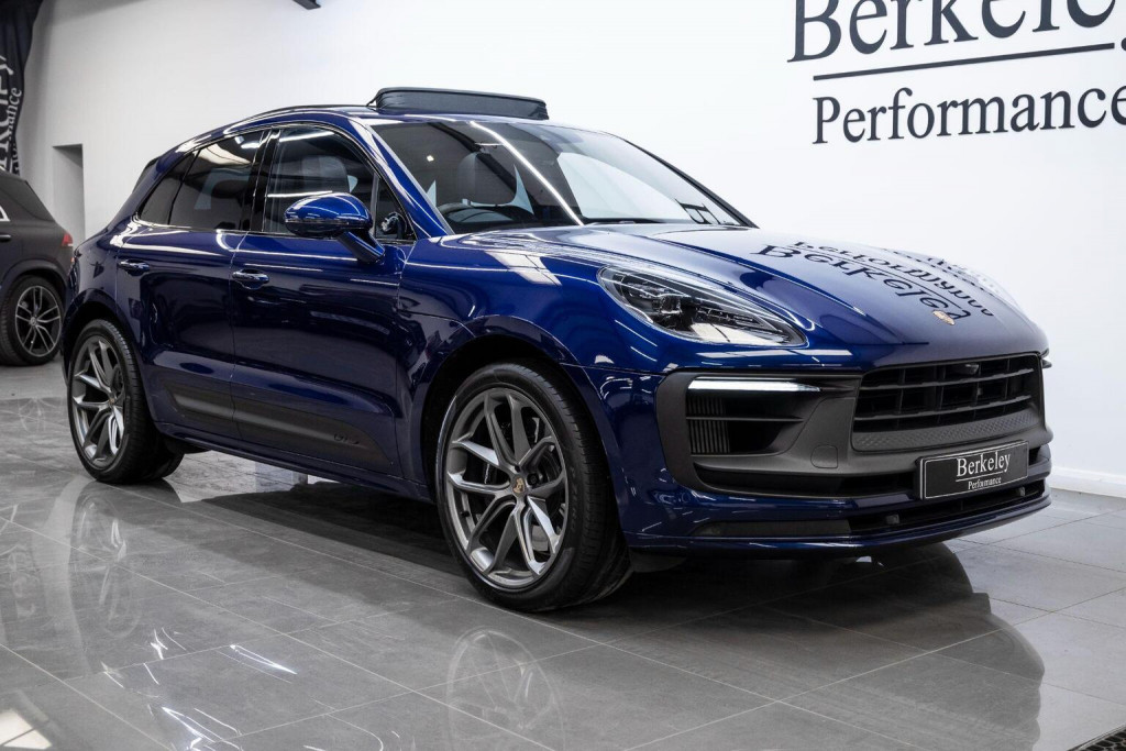 2023 Porsche MACAN